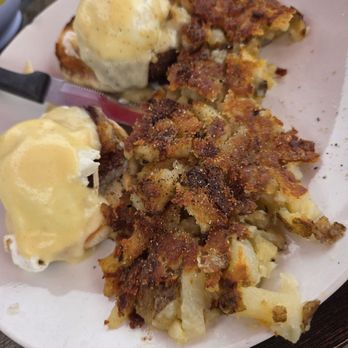 101 Diner - Surf and turf benedict - Diners Near Me - Encinitas, California