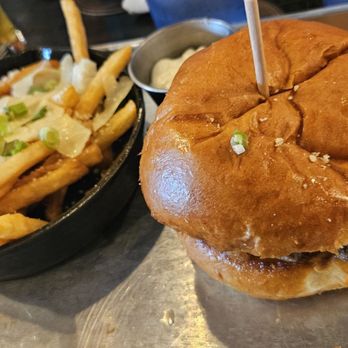 Railtown Brewing Company - Parm truffle fries and build your own burger - Breweries Near Me - Caledonia, Michigan Railtown Brewing Company - Parm truffle fries and build your own burger - Breweries Near Me - Caledonia, Michigan