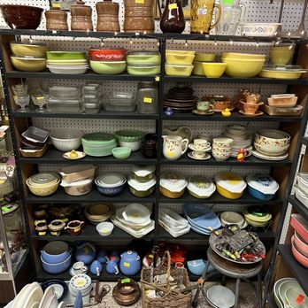 Antique Specialty Mall - Pyrex cookware. - Antiques Near Me - Albuquerque, New Mexico
