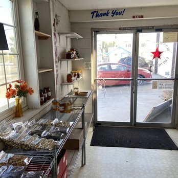 Gus's Really Good Fresh Jerky - the inside of a store - Specialty Food Near Me - Needles, California