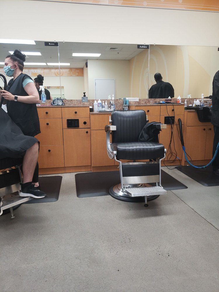 EXCHANGE BARBER SHOP Updated September 2024 38200 3rd Ave, Fort