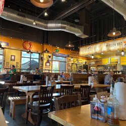 Mission BBQ - Inside