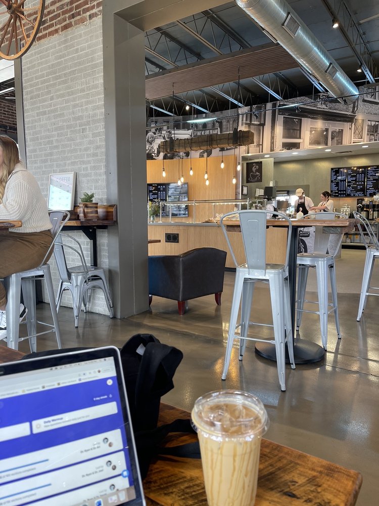 YOYO’S Updated September 2024 16 Photos & 29 Reviews 104 S