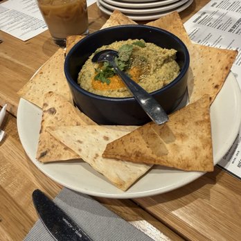 True Food Kitchen - Mediterranean Hummus Platter, V - New American Near Me - Tampa, Florida True Food Kitchen - Mediterranean Hummus Platter, V - New American Near Me - Tampa, Florida