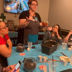 Yaymaker - Pick out our succulents