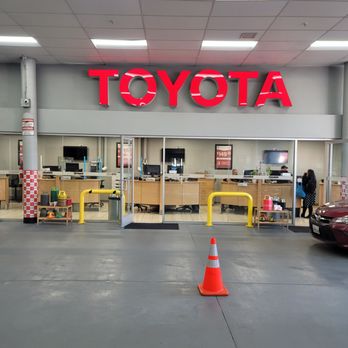 HAMER TOYOTA - Updated May 2024 - 372 Photos & 1637 Reviews - 11041 ...