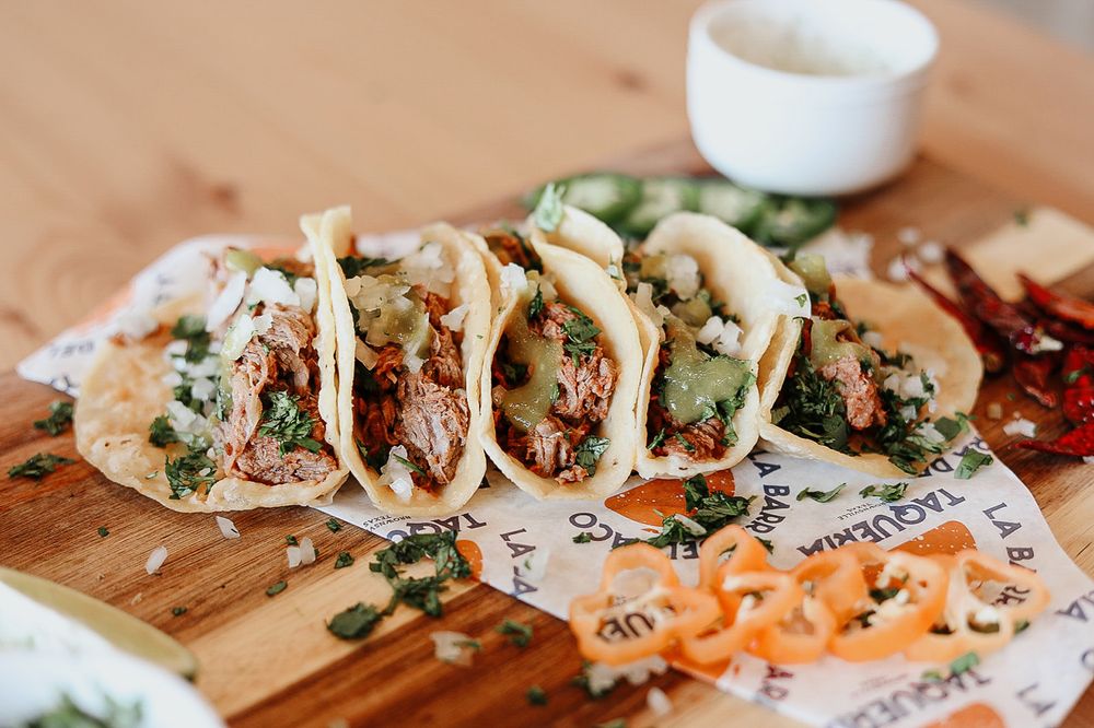 LA BARRA DEL TACO TAQUERIA Updated November 2024 32 Photos 800