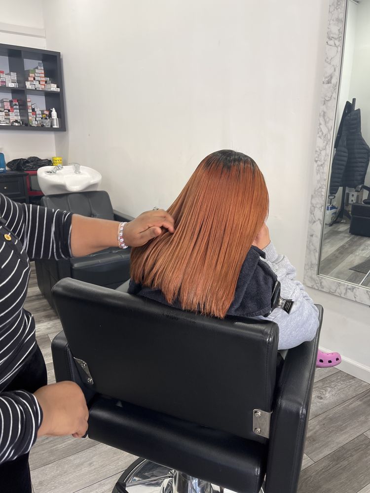 On Point Hair Salon Logo