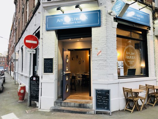 Aux Jours Heureux by null