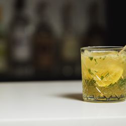 Good Jujus - Citrus forward whiskey smash