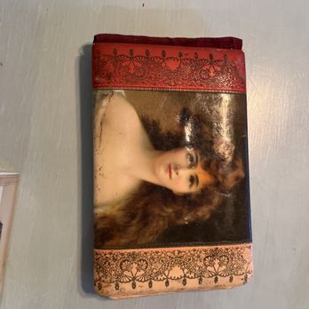 Paramount Antique Mall - Antiques Near Me - Wichita, Kansas