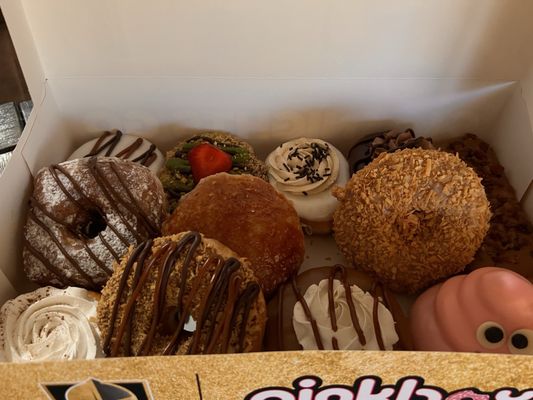 Pinkbox Doughnuts by null