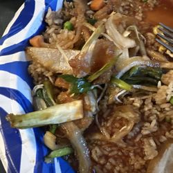 Sunshine II Restaurant - Little to no meat in the food. Full of vegetables. The rice portions have shrunk also.