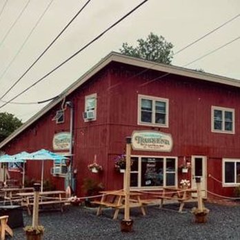 Trail's End Steakhouse & Tavern - American Near Me - Eustis, Maine