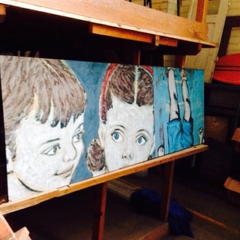 Vintage Warehouse - Furniture Stores Near Me - Corio, VIC