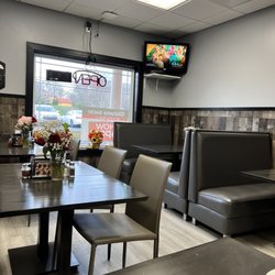 Rosie's Pizzeria - Dining area