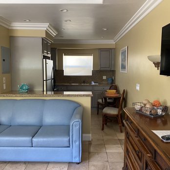 Ocean Palms Beach Resort - Sofa Sleeper, kitchen, and satellite TV - Hotels Near Me - Carlsbad, California Ocean Palms Beach Resort - Sofa Sleeper, kitchen, and satellite TV - Hotels Near Me - Carlsbad, California