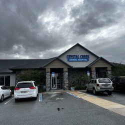 Crystal Creek Animal Hospital - Outside