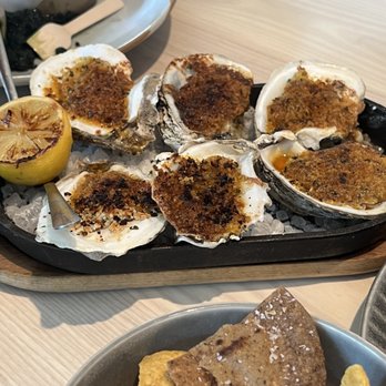 Graffiti Raw - Roasted Oysters - Seafood Near Me - Houston, Texas