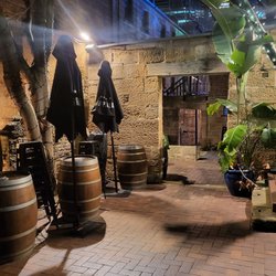 The Doss House - Hidden bar underground 1 level