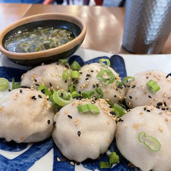 Dumpling Panda - Pan-Fried Shanghai Dumplings (6) - Chinese Near Me - Fort Lauderdale, Florida Dumpling Panda - Pan-Fried Shanghai Dumplings (6) - Chinese Near Me - Fort Lauderdale, Florida