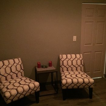 Studio One Eleven - Private Massage Waiting Room - Day Spas Near Me - Wilmington, Delaware