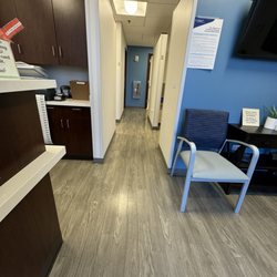 Clinical Labs of Hawaii - Walkway