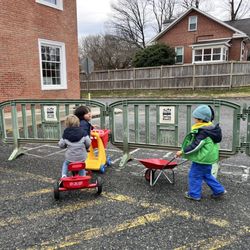 Spring Knolls Cooperative Early Learning Center