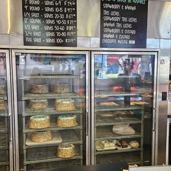 Phoenix Bakery - Cake size and price - Bakeries Near Me - Los Angeles, California