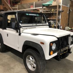 K&S Auto Glass - Land Rover restore K&S
Wilmington N.C.