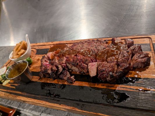 Umami Steak and Sushi Bar by null