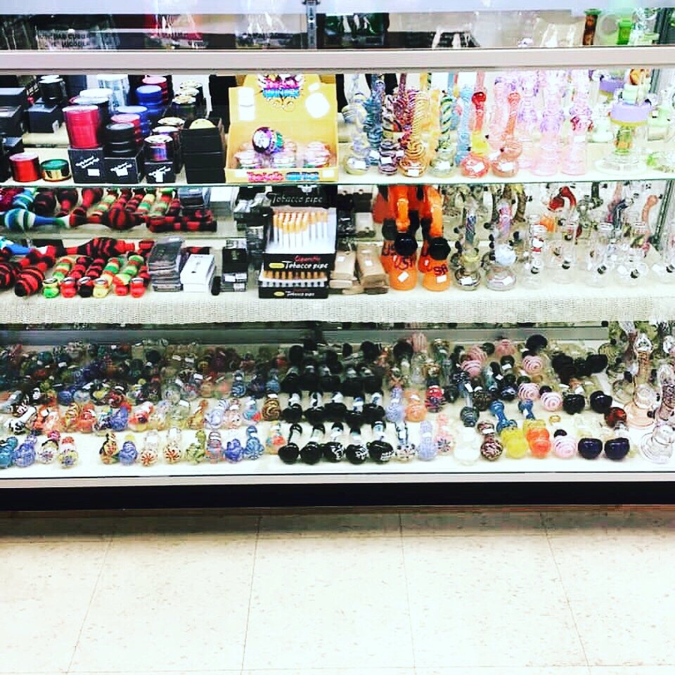 SMOKERS LANE Updated October 2024 492 S Broadway, Salem, New Hampshire Vape Shops Phone