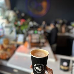 Dead Eye Coffee Bar - Tahitian Vanilla Latte (hot)