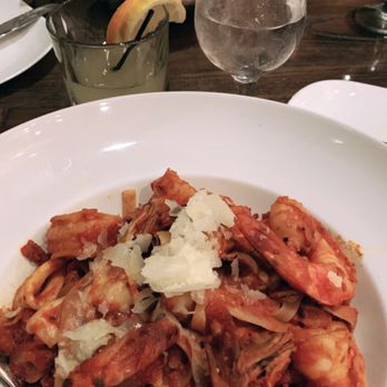 Shadows on the Hudson - Fettuccine fra diavolo - New American Near Me - Poughkeepsie, New York
