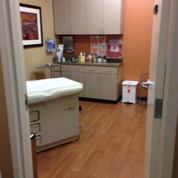 Blackhawk Medical Walk In Clinic - Exam Room 2