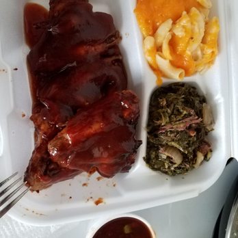Rowe Entertainment BBQ - Bbq chicken combo $14 (comes w/a drink as well & bread) - Soul Food Near Me - Gardena, California