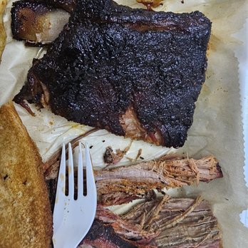 The Oink Joint Newnan - Burnt ribs - Southern Near Me - Newnan, Georgia