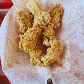 Popeyes Louisiana Kitchen - 5 piece what was supposed to be spicy chicken tenders but weren't. - Fast Food Near Me - Gilbert, Arizona Popeyes Louisiana Kitchen - 5 piece what was supposed to be spicy chicken tenders but weren't. - Fast Food Near Me - Gilbert, Arizona