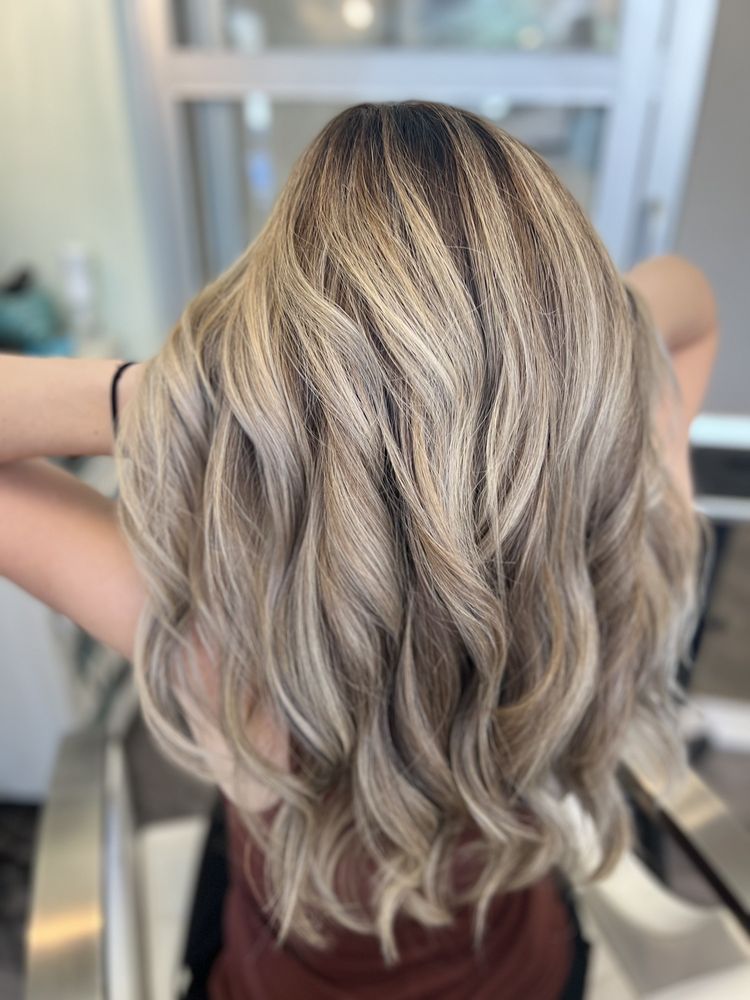 Heather Feathers Hair Logo