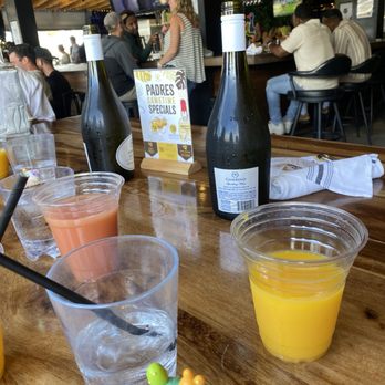 The Duck Dive - Bottomless Mimosas - Sports Bars Near Me - San Diego, California The Duck Dive - Bottomless Mimosas - Sports Bars Near Me - San Diego, California