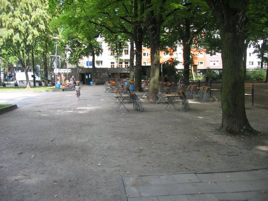 Biergarten Rathenauplatz Veedelstreff by null