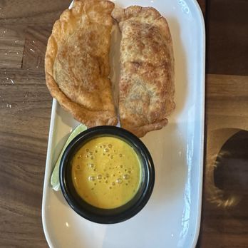 Limón - Chicken Empanadas - Peruvian Near Me - San Francisco, California