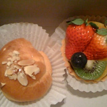 Layered Cakerie - Cream Puff & Fruit Tart - Bakeries Near Me - Montclair, California Layered Cakerie - Cream Puff & Fruit Tart - Bakeries Near Me - Montclair, California