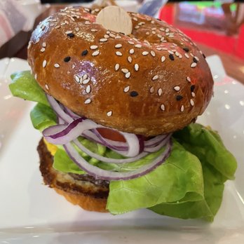 Gordon Ramsay Burger Las Vegas - Hells Kitchen Burger - Burgers Near Me - Las Vegas, Nevada Gordon Ramsay Burger Las Vegas - Hells Kitchen Burger - Burgers Near Me - Las Vegas, Nevada