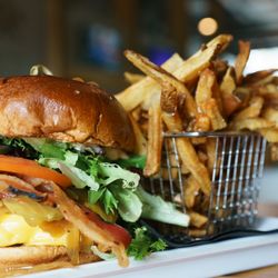 Three Notch'd Craft Kitchen & Brewery - Charlottesville
