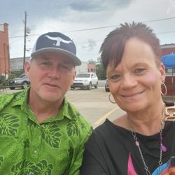 Mama T's Place - Me and my hubby enjoyed MamaT's
