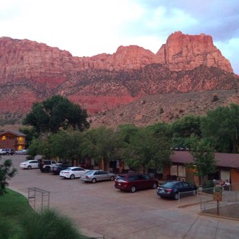 Driftwood Lodge - Another beautiful balcony shot! Can't beat it. - Hotels Near Me - Springdale, Utah Driftwood Lodge - Another beautiful balcony shot! Can't beat it. - Hotels Near Me - Springdale, Utah