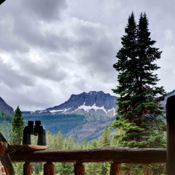 Silver Gate Lodging - View from many of our cabins. Amphitheater mountain, elevation 11,000 ft. - Vacation Rentals Near Me - Silver Gate, Montana