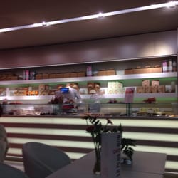 Le Plus Bon - Uno dei banchi dolci