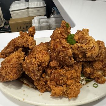 Side Street Inn - Spicy Chicken - Sports Bars Near Me - Honolulu, Hawaii